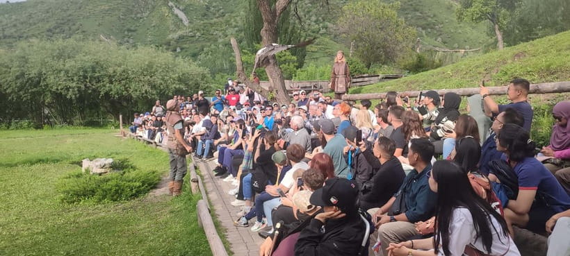 Almaty: Falconry show and Big Almaty Gorge - Leaving Almaty for the Tian Shan foothills