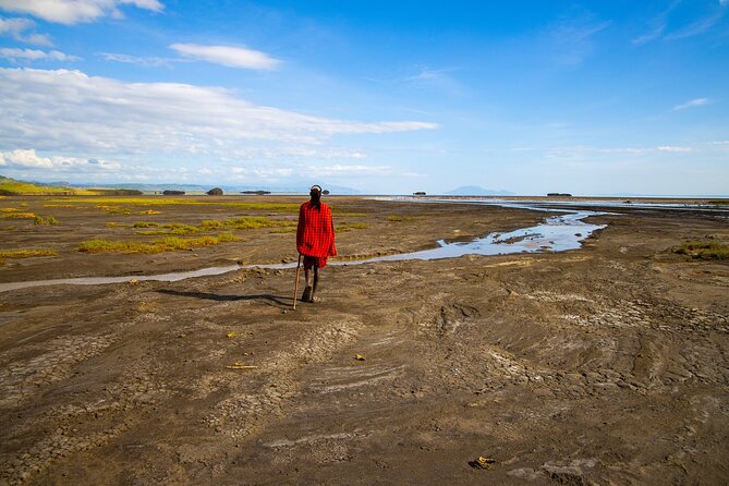 Arusha: 3-Day Safari Tarangire, Flamingo Walk Lake Natron Tour - Day 2: The road to Lake Natron