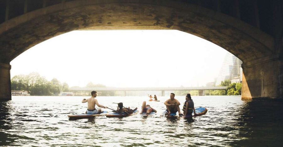 Austin: Lady Bird Lake Stand-Up Paddleboard Rental - Getting your first Austin skyline photo