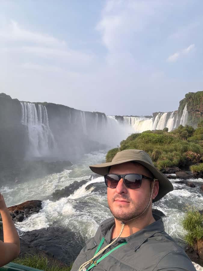 Brazilian Iguassu Falls,Bird park Boat Safari all tickets - Key points at a glance