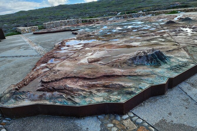 Cape Agulhas, Hermanus Whale Watching, Penguins and Wine Tasting - Why Cape Agulhas makes the long drive worthwhile