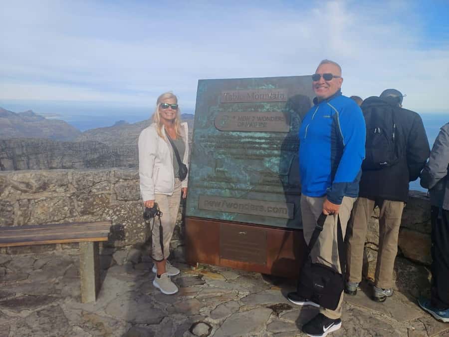 CAPE OF GOOD HOPE & PENGUIN,BOKAAP,SEALS,MUIZENBERG,FULLDAY - Hout Bay and the optional Seal Island boat
