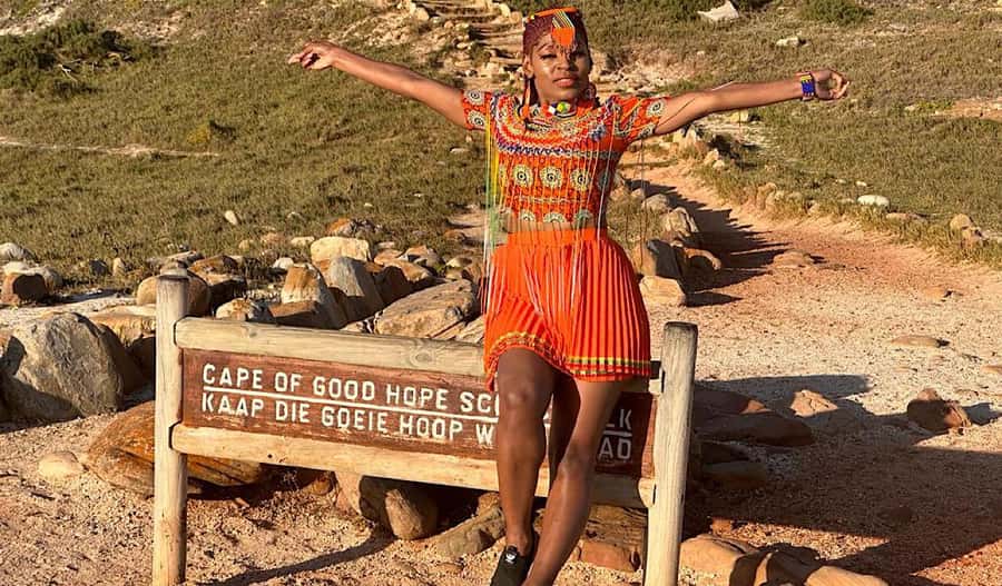 Cape Town: Cape of Good Hope & Penguins Day Tour with Pickup - Boulders Beach and the African penguins