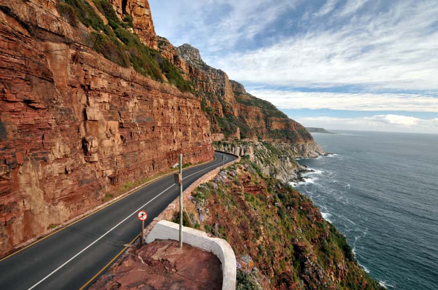 Cape Town: Full-Day Cape Peninsula and Penguins Tour - Boulders Beach and the African penguins