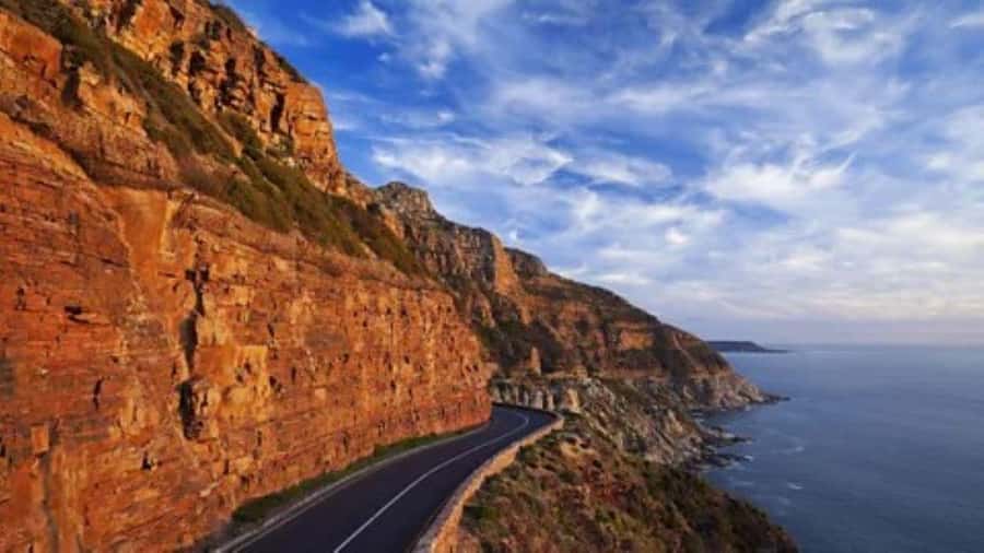Cape Town: Full-Day Cape Peninsula Tour & Penguin Beach - Starting in Cape Town’s center and colorful Bo-Kaap