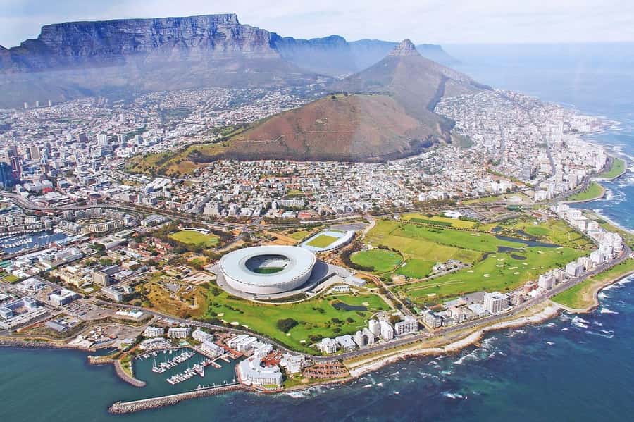 Cape Town: Full-Day Cape Peninsula Tour & Penguin Beach - Seeing Cape Town from Signal Hill