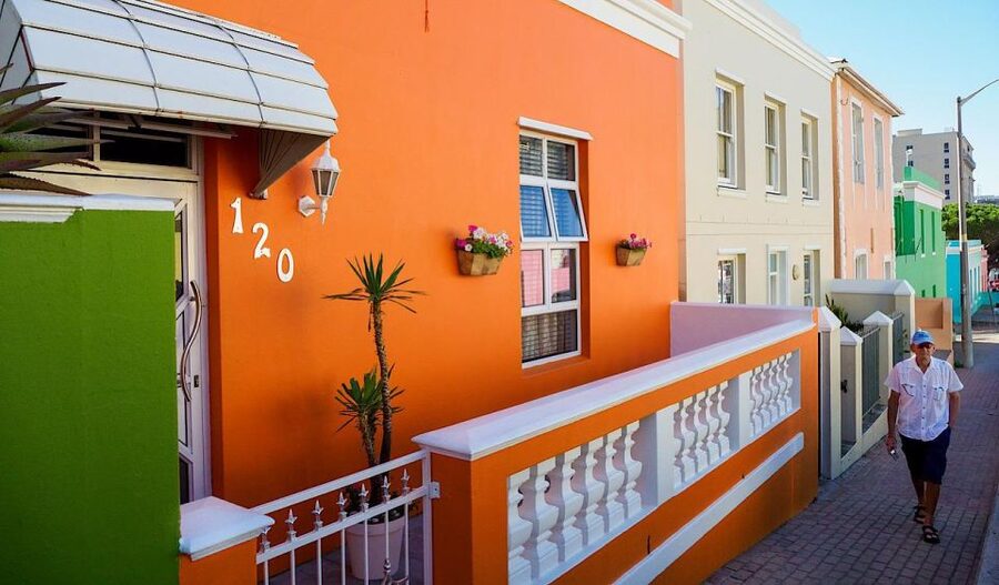 Cape Town Private Tour to Cape Of Good Hope and the Penguins - Simon’s Town and the story of Just Nuisance