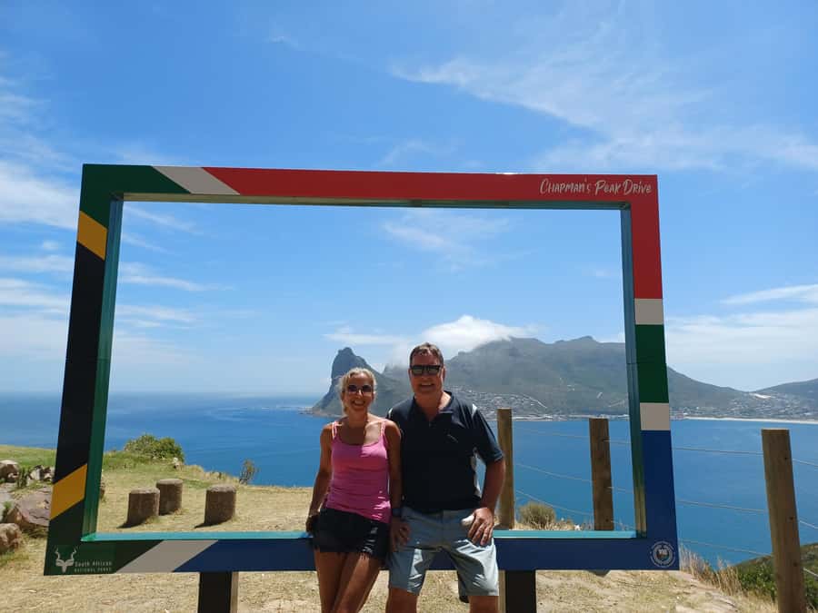 Cape Town: Table Mountain and Penguins Private Guided Tour - Camps Bay and Hout Bay connect mountain to sea