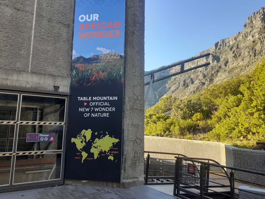 Cape Town: Table Mountain,Cape Point & Penguins Private Tour - Boulders Beach and the African penguins