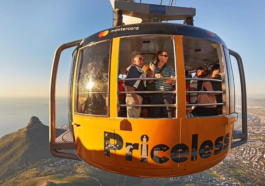 Cape Town Tour: Table Mountain, Penguins & Cape Point+Pickup - Guides, vehicles, and the pace of the day