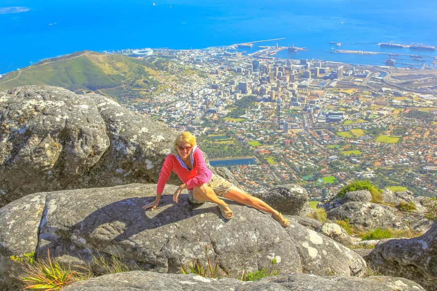 Cape Town Tour: Table Mountain, Penguins & Cape Point+Pickup - Maiden’s Cove, Llandudno, and Chapman’s Peak