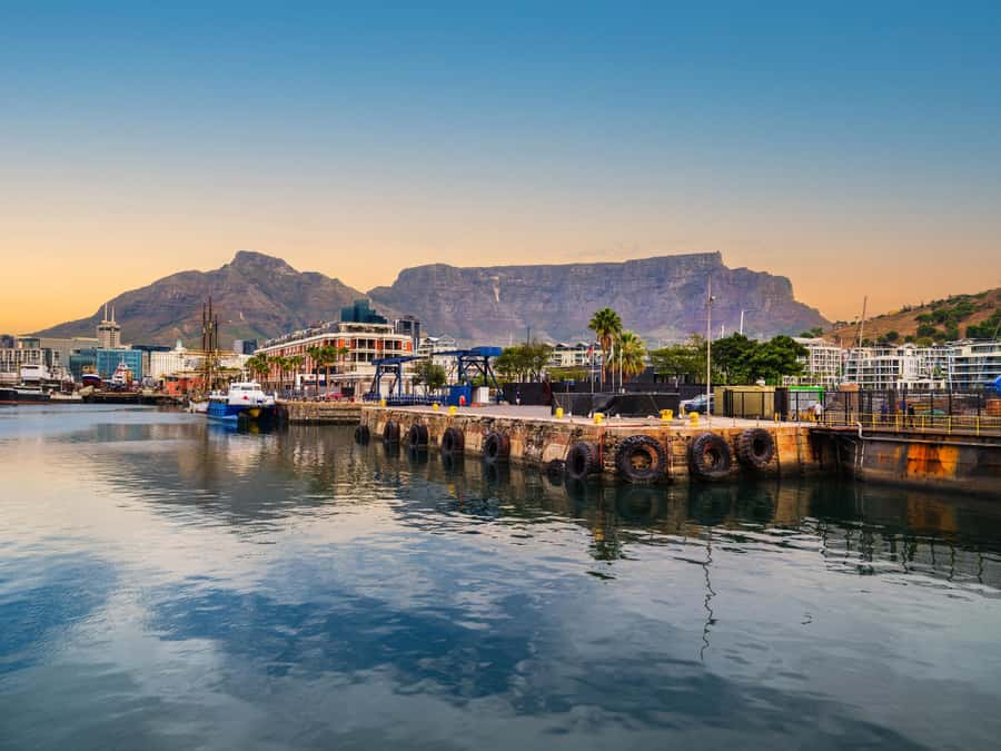 Cape Town Tour: Table Mountain, Penguins & Cape Point+Pickup - Simon’s Town is the day’s useful pause
