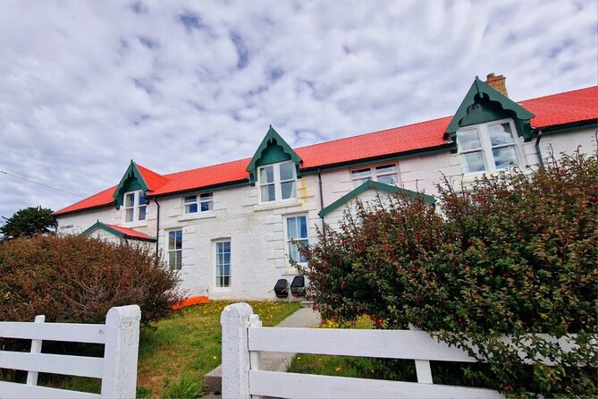 Falkland Islands Shared Tour Sightseeing with Penguins - Weather and walking: take the Falklands seriously