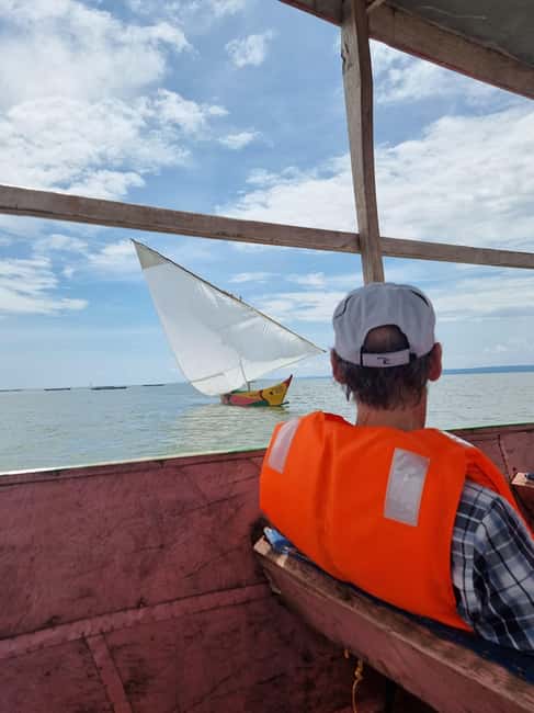 Lake Victoria Boat Ride, Birds Watching and Hippo Watching. - Starting at Dunga Beach, a Working Fishing Village