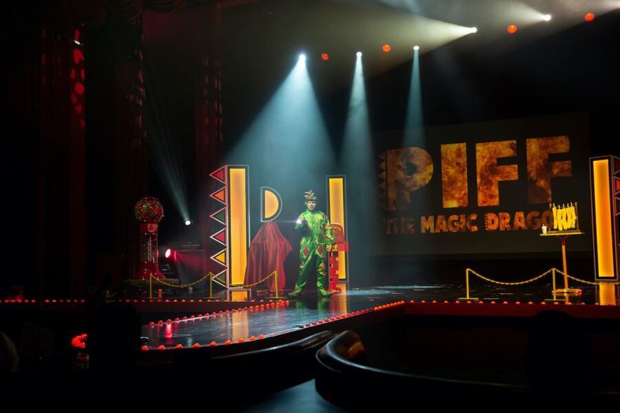 Las Vegas: Piff the Magic Dragon Show at the Flamingo - Is $42 a good Las Vegas value?