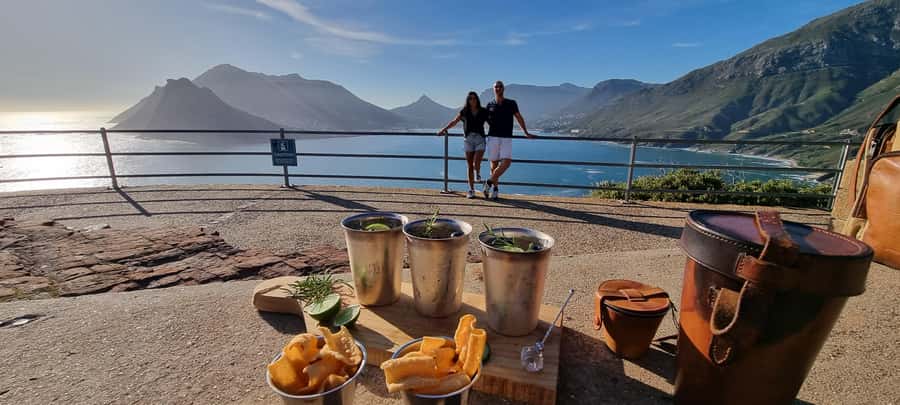 Luxury Cape of Good Hope & Penguin Tour - Hout Bay adds another coastal viewpoint