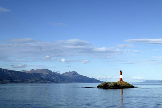 Martillo Island: Boat Trip to the Penguin Colony & Beagle Channel - Ushuaia and the Beagle Channel from the water