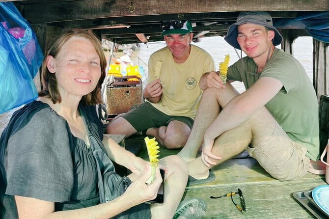 Mekong 2-Day Tour Floating Market-Bird Sanctuary-Flower Village - Tra Su Bird Sanctuary by longboat and paddleboat