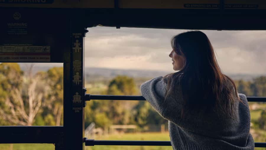 Melbourne: Puffing Billy Railway & Penguin Parade Day Tour - Who should book this tour?