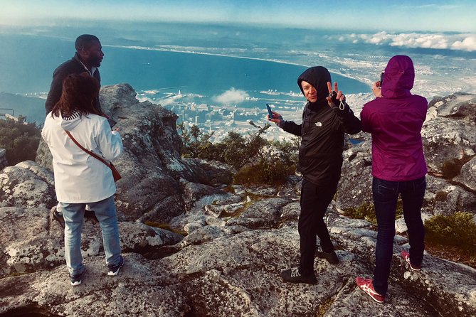 Private Tour: Table Mountain, Penguin Colony & Cape of Good Hope incl. Park Fees - Starting with Cape Town’s old quarters and Bo-Kaap