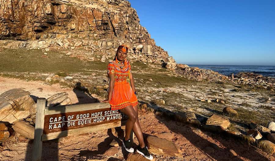 Table Mountain, Boulder's Penguins & Cape Point Private Tour - Cape of Good Hope and the final approach to Cape Point