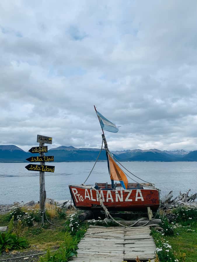 USHUAIA: ALMANZA, THE SPIDER CRAB ROUTE & PENGUIN SIGHTING - From Ushuaia to the Fuegian valleys