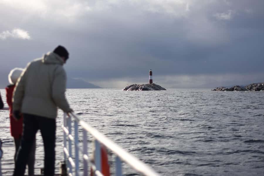 USHUAIA | Navigation: Sea Lions, Birds and Lighthouse - Sea Lion Island and the loudest stop